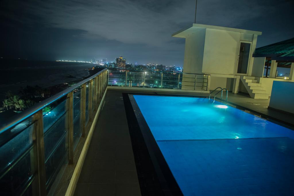 Cozy Sea View Luxury Apartment, Fully Furnished, 2 Bedrooms, 2 Bathrooms Dehiwala-Mount Lavinia Bagian luar foto
