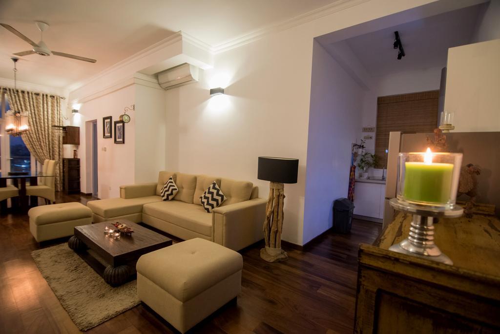 Cozy Sea View Luxury Apartment, Fully Furnished, 2 Bedrooms, 2 Bathrooms Dehiwala-Mount Lavinia Bagian luar foto
