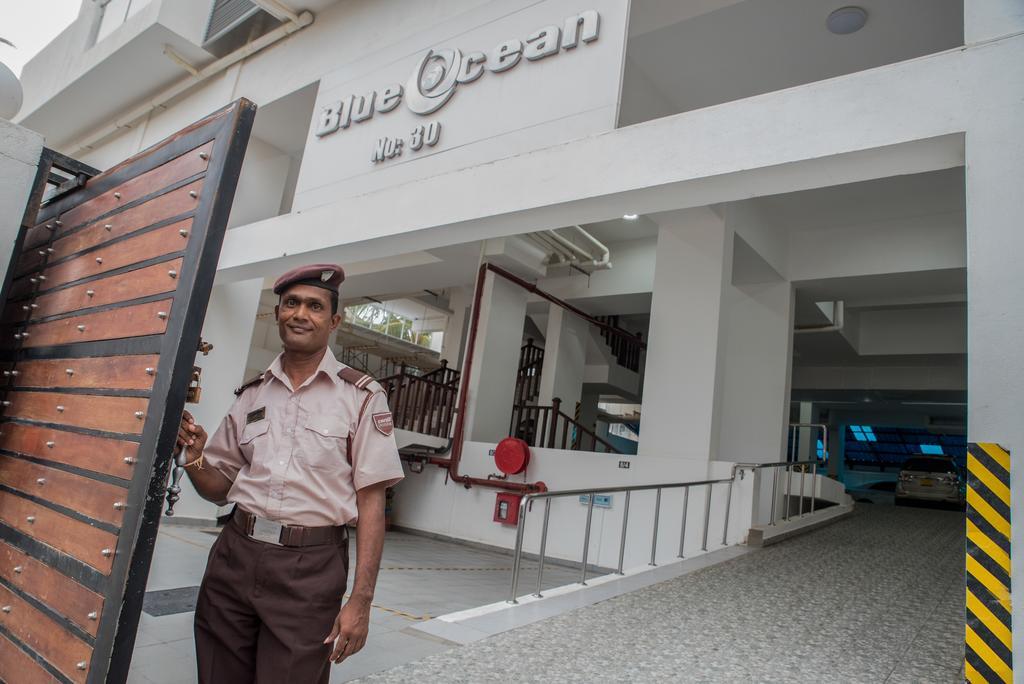 Cozy Sea View Luxury Apartment, Fully Furnished, 2 Bedrooms, 2 Bathrooms Dehiwala-Mount Lavinia Bagian luar foto